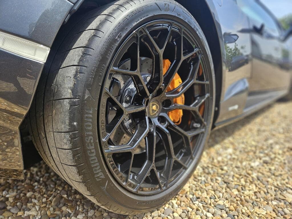 Lamborghini Huracan 2023