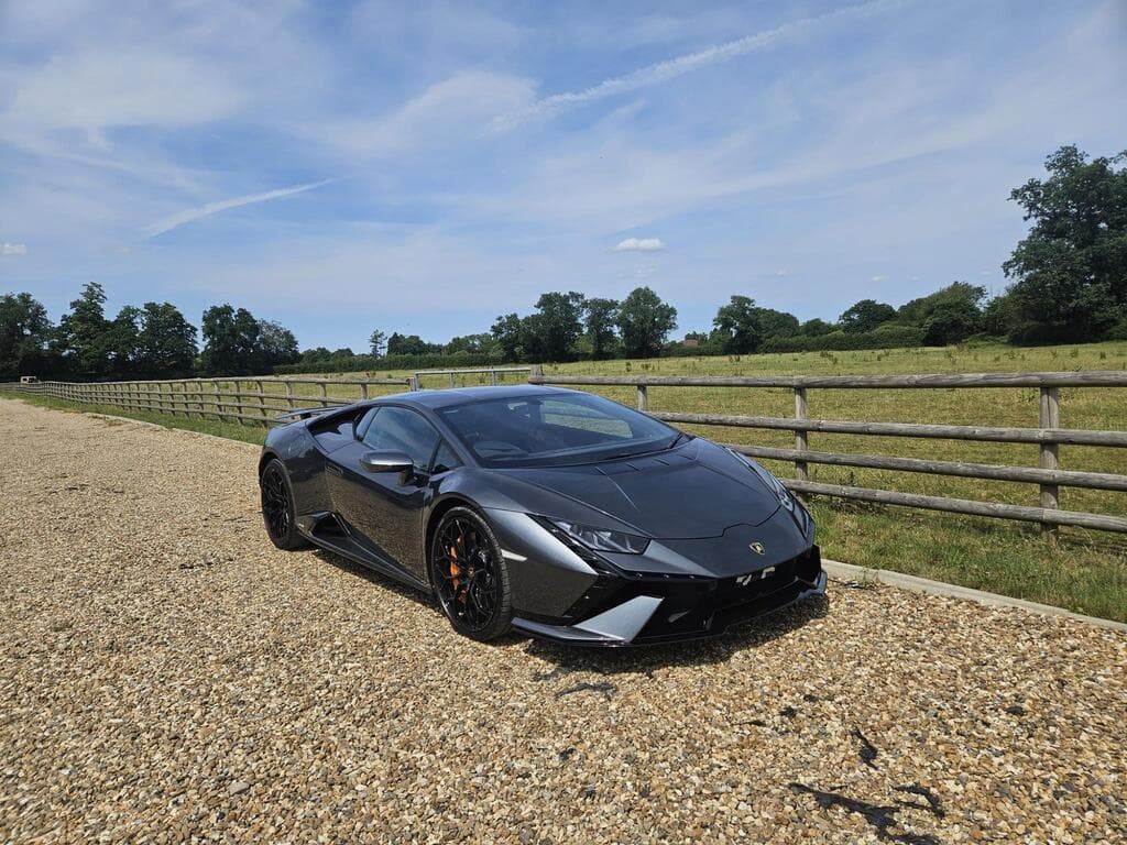 Lamborghini Huracan 2023