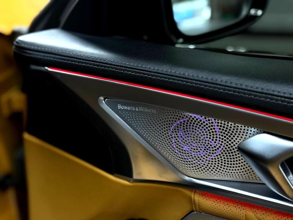 BMW M8 2022