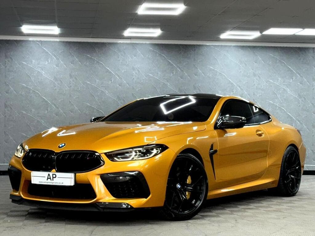 BMW M8 2022