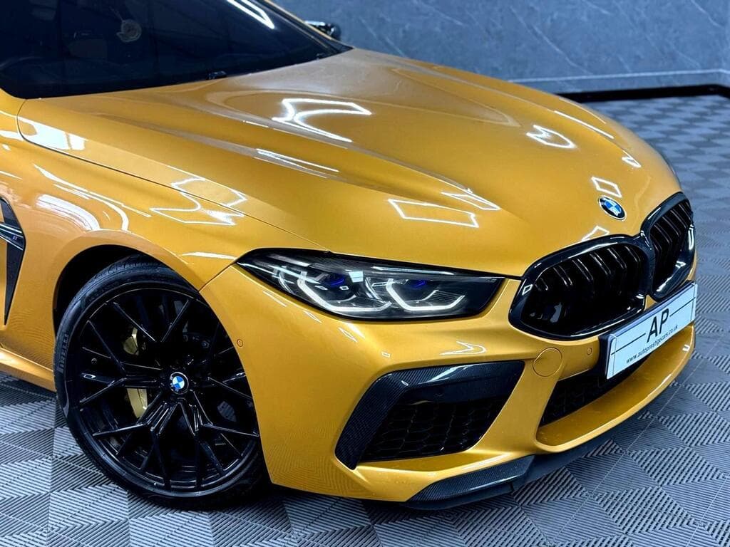 BMW M8 2022
