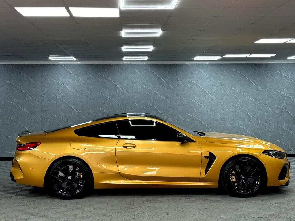 BMW M8 2022