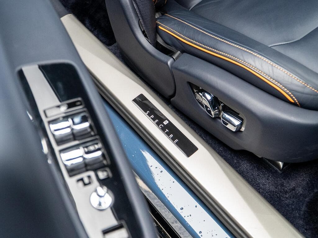 Rolls-Royce Spectre 2023