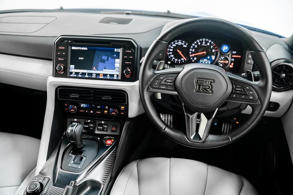 Nissan GT-R 2024