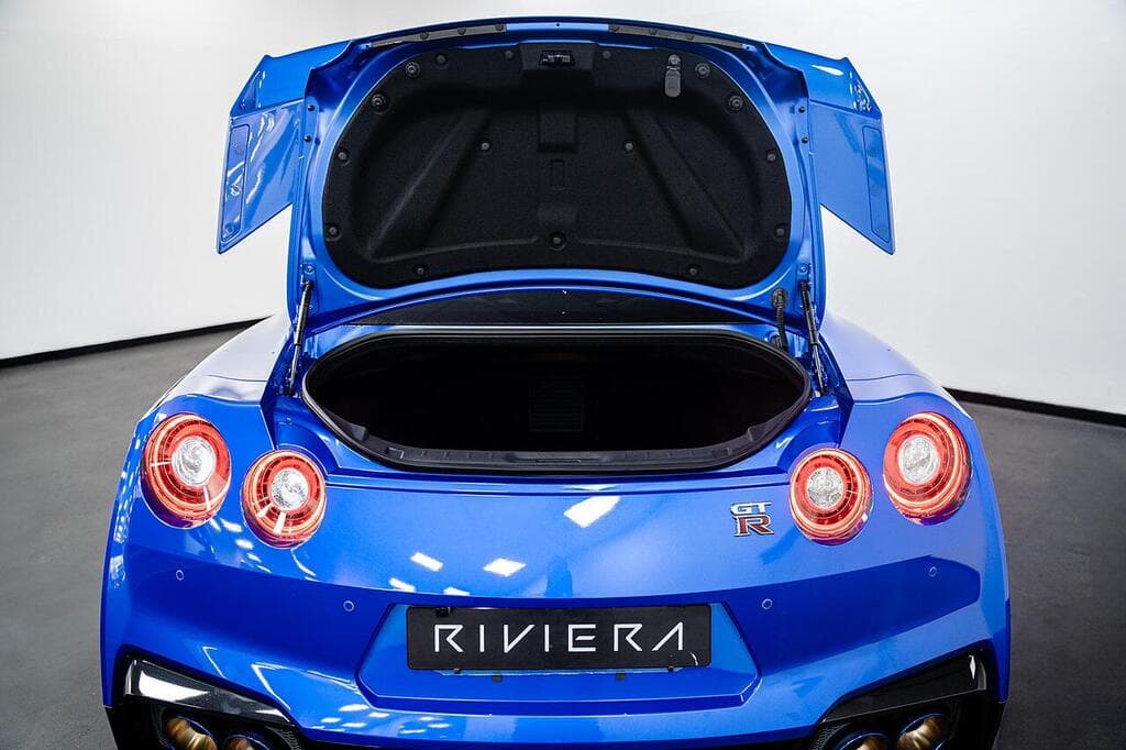 Nissan GT-R 2024