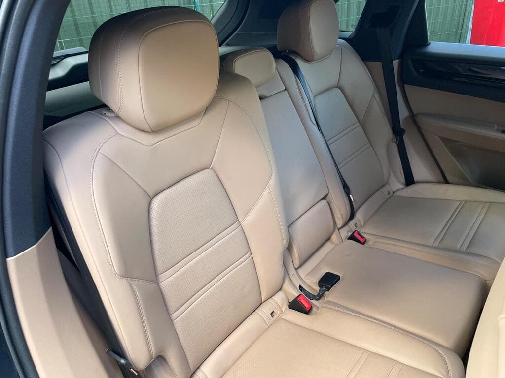 Porsche Cayenne 2022