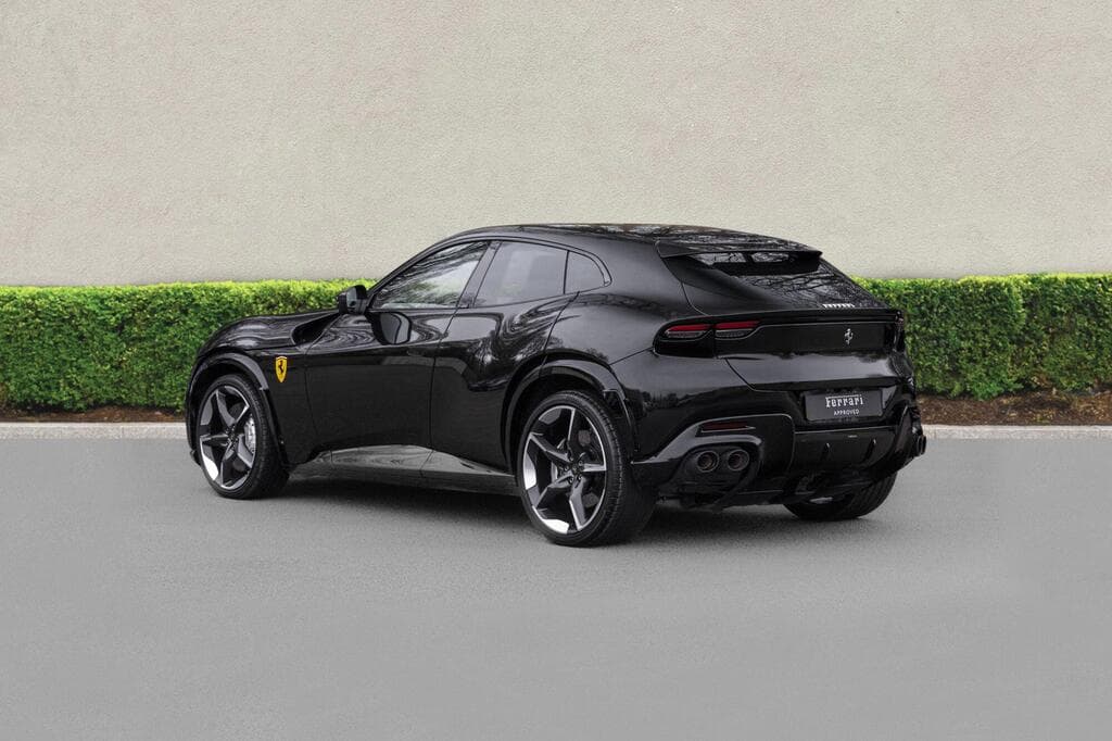 Ferrari Purosangue 2024