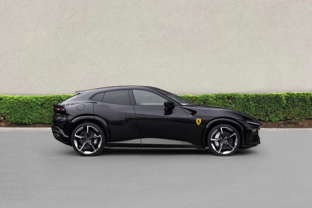 Ferrari Purosangue 2024