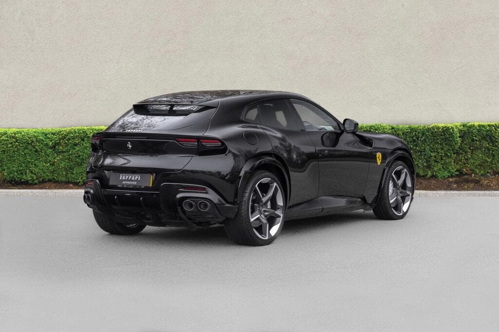 Ferrari Purosangue 2024