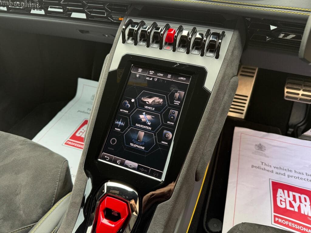 Lamborghini Huracan 2023