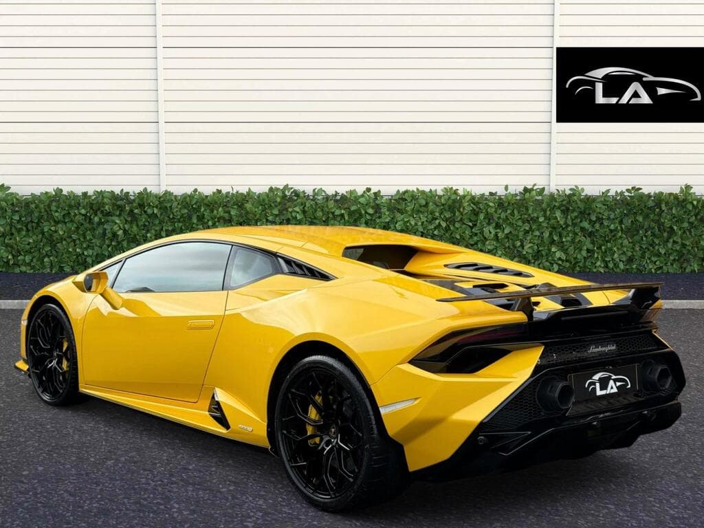 Lamborghini Huracan 2023