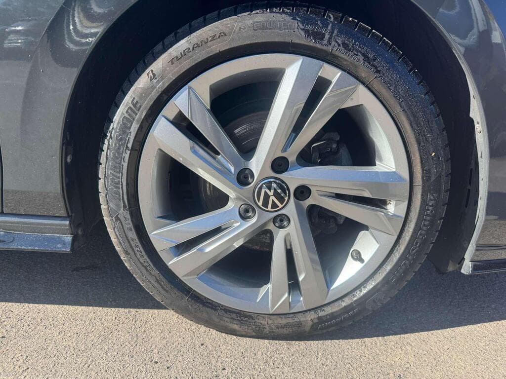 Volkswagen Golf 2022