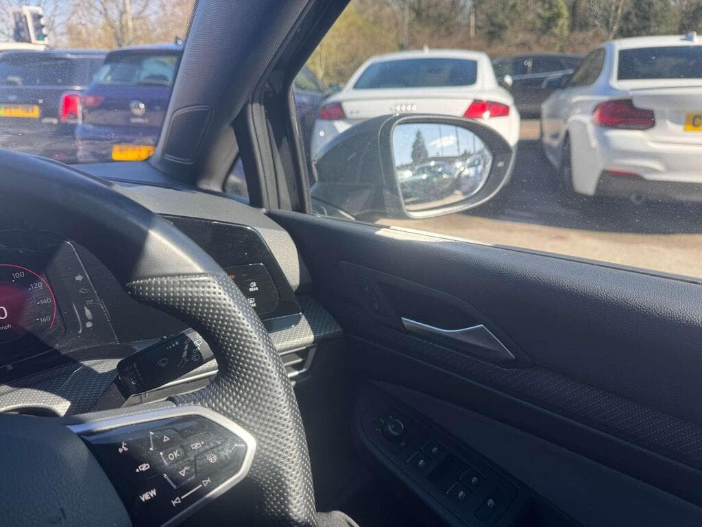 Volkswagen Golf 2022