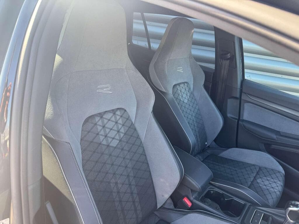 Volkswagen Golf 2022
