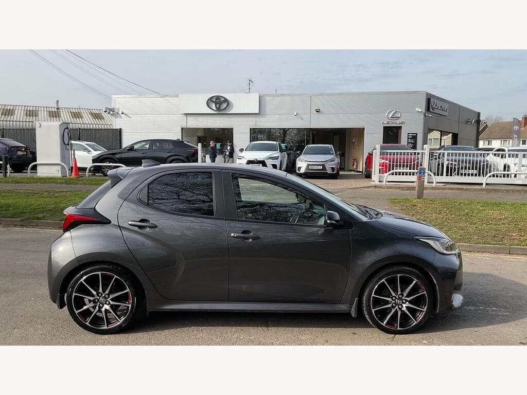 Toyota Yaris 2023