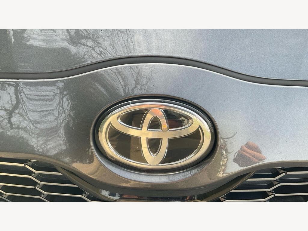 Toyota Yaris 2023
