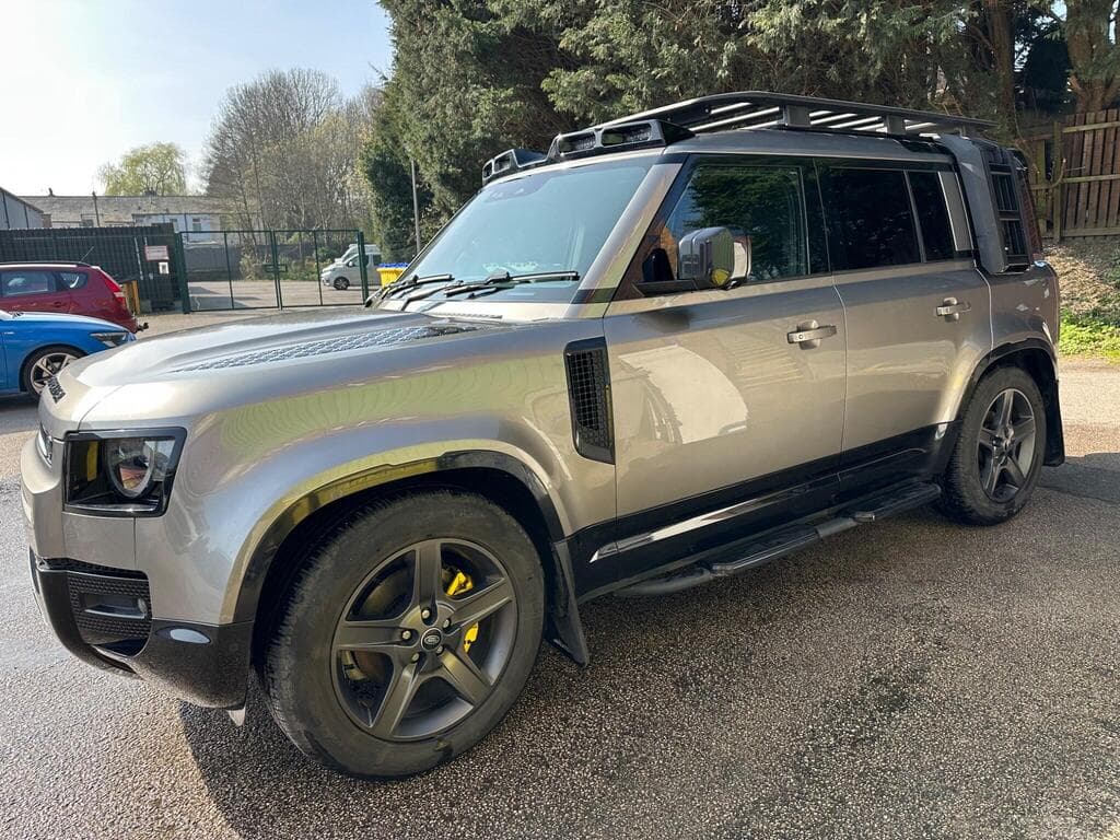 Land Rover Defender 110 2022