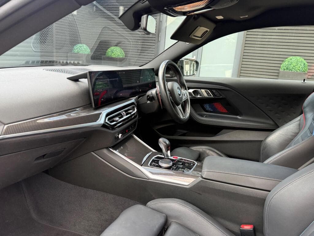 BMW M2 2023