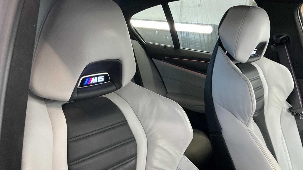 BMW M5 2022