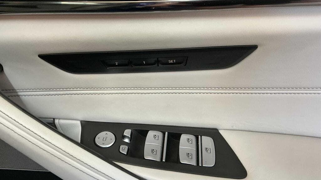 BMW M5 2022