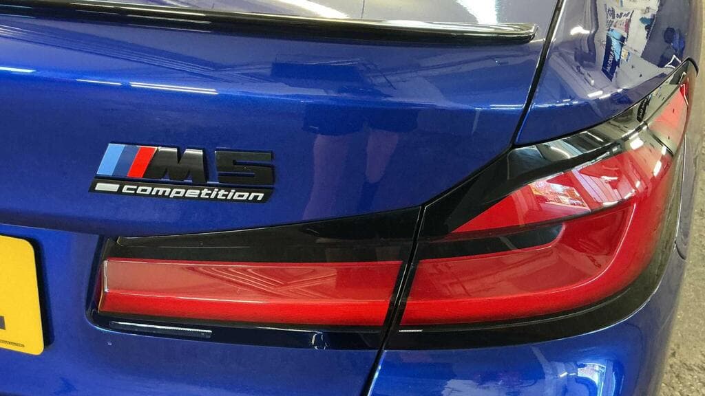 BMW M5 2022
