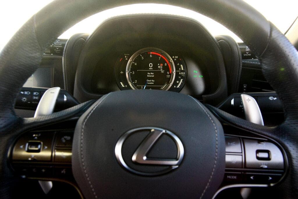 Lexus LC 2023
