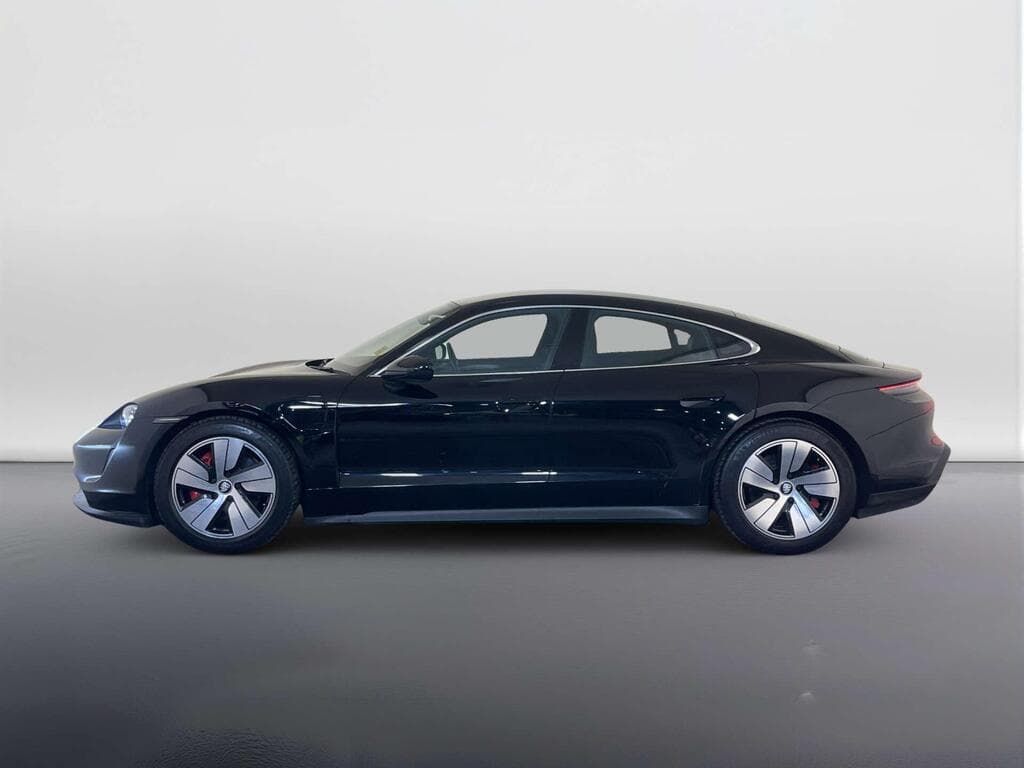 Porsche Taycan 2022