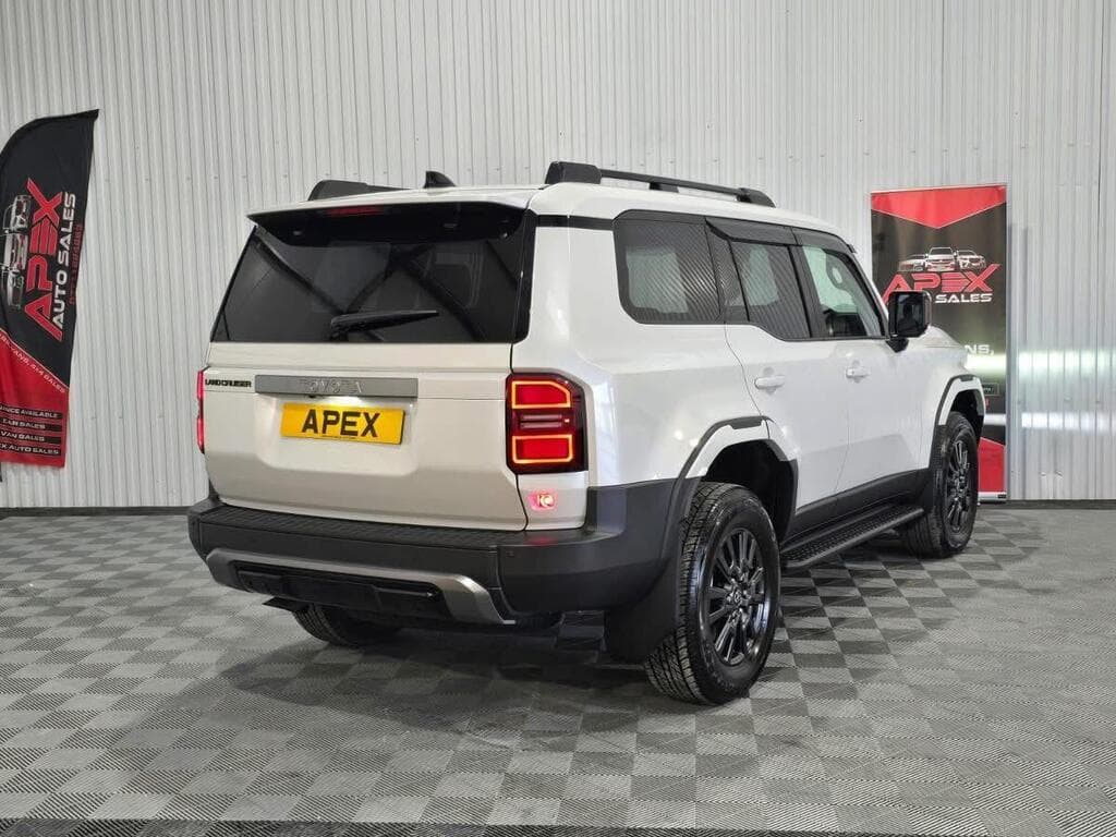 Toyota Land Cruiser 2024
