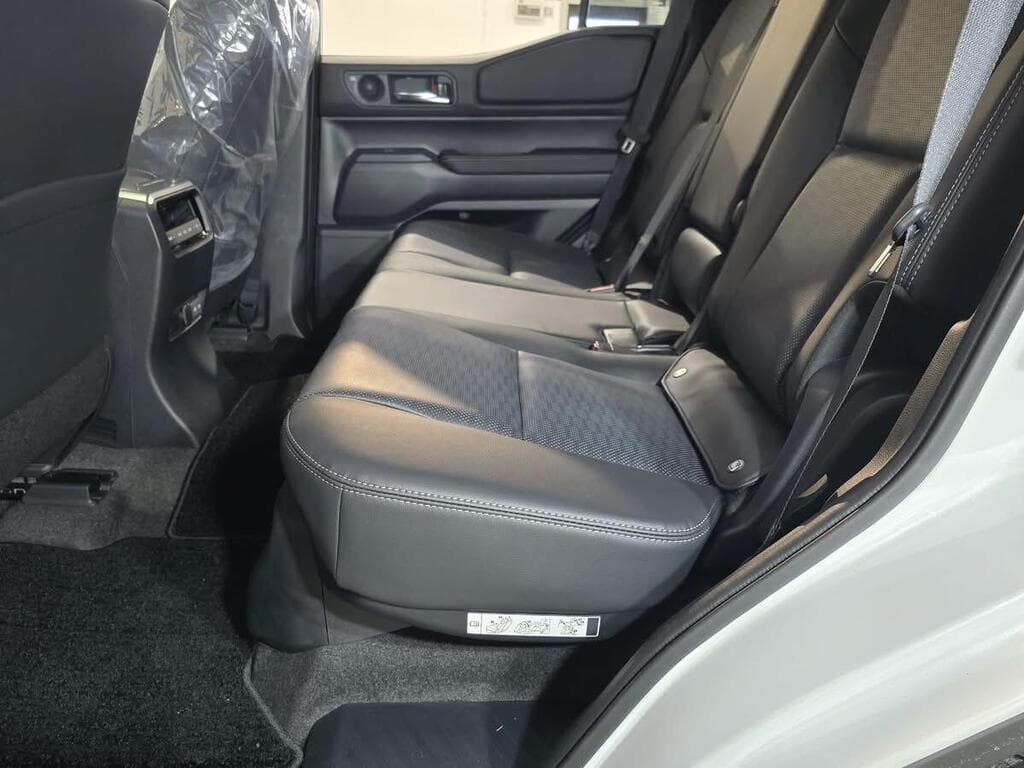 Toyota Land Cruiser 2024