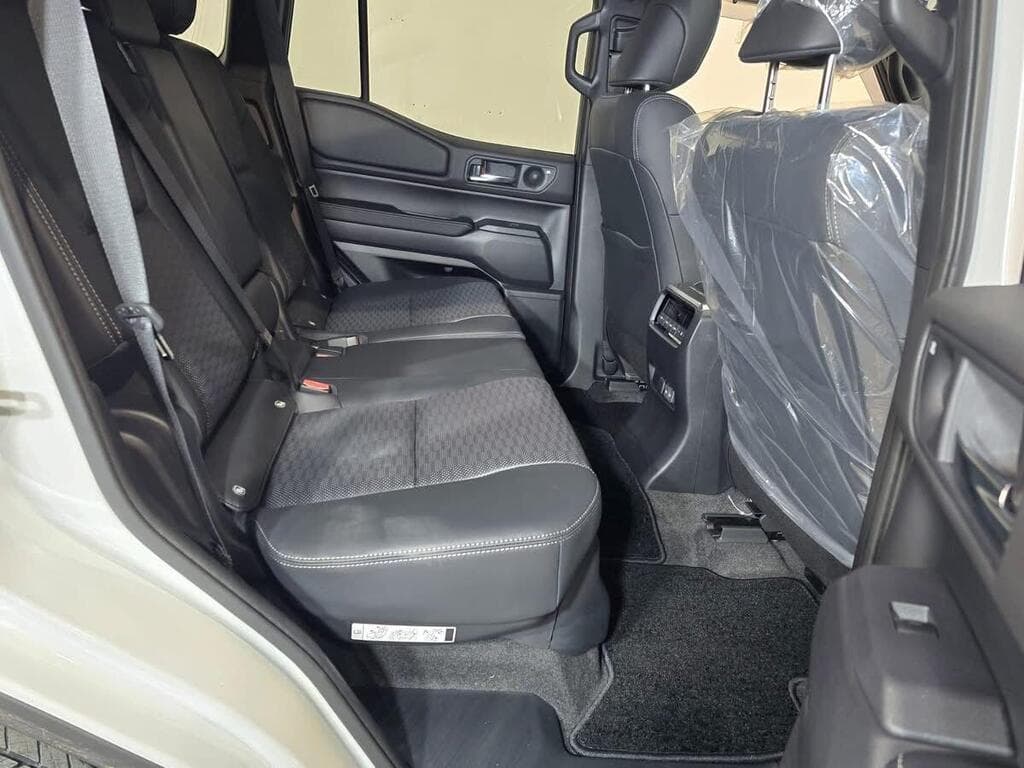 Toyota Land Cruiser 2024
