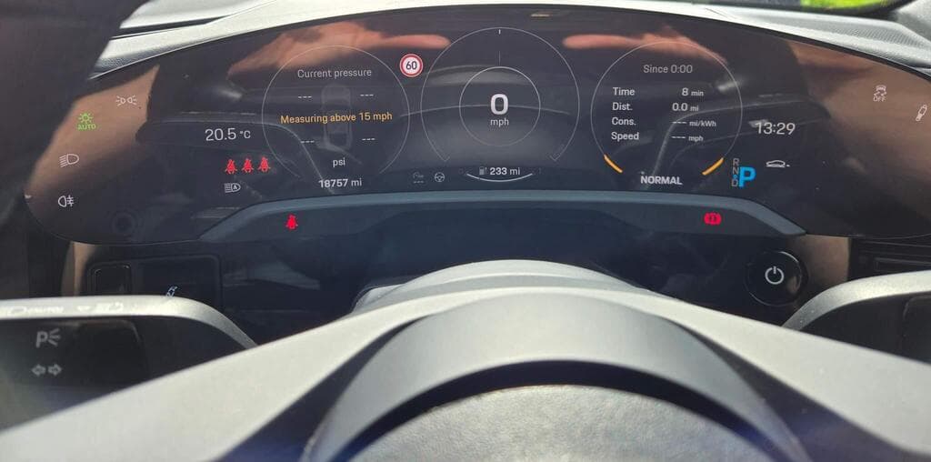 Porsche Taycan 2022