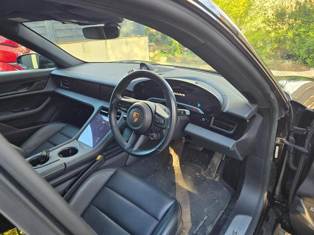 Porsche Taycan 2022