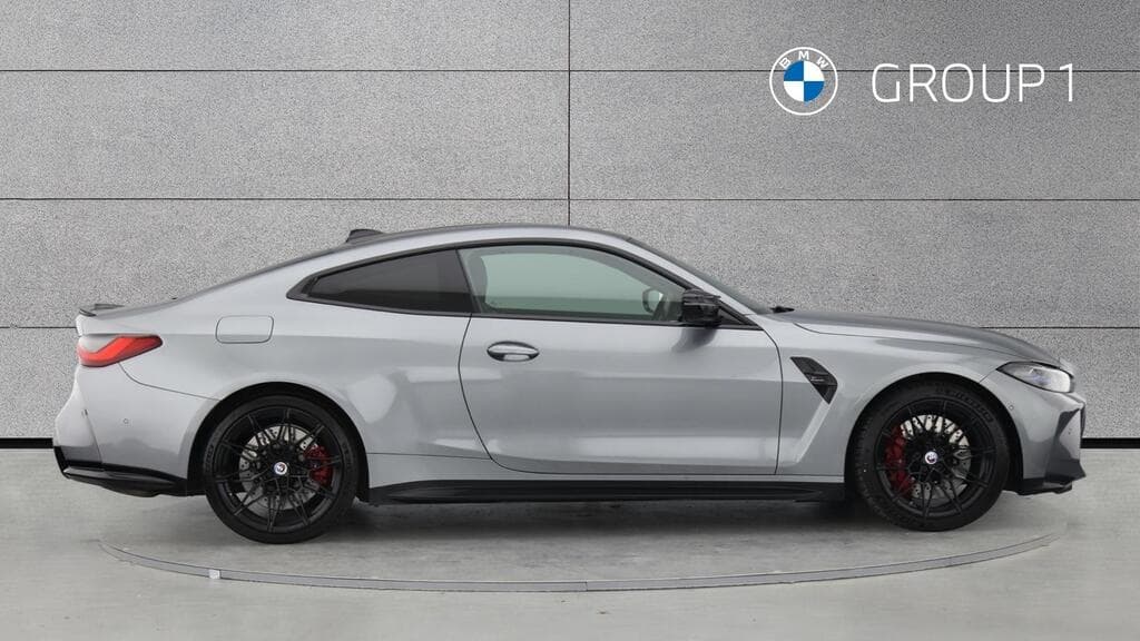 BMW M4 2022