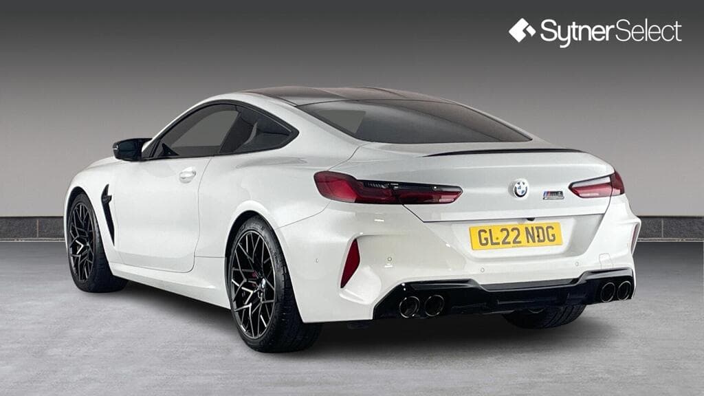 BMW M8 2022