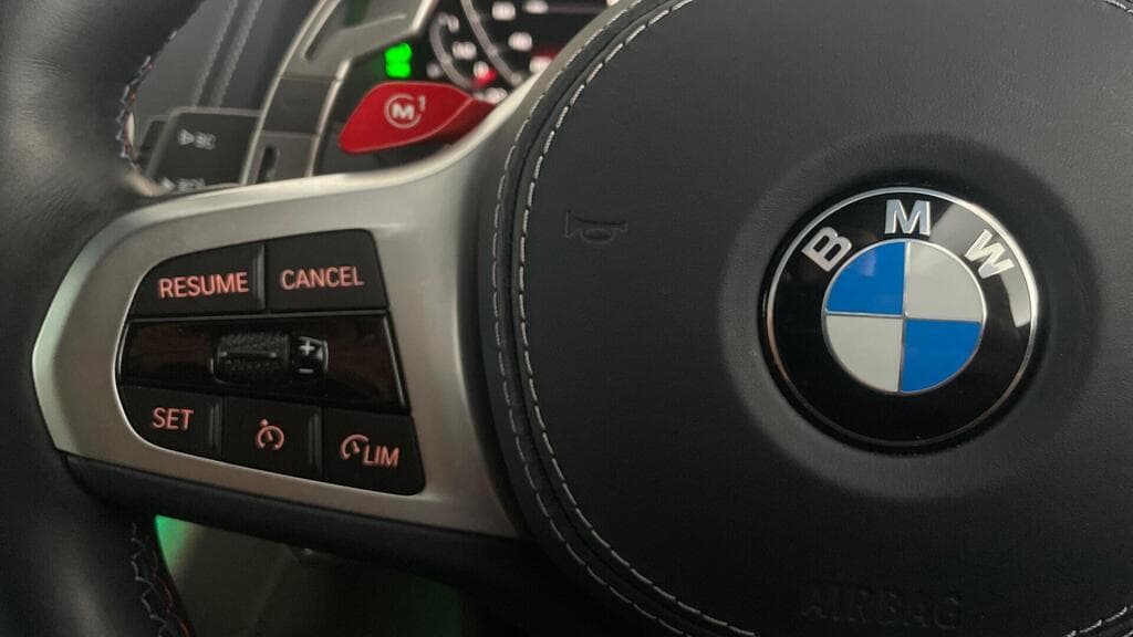 BMW M8 2022