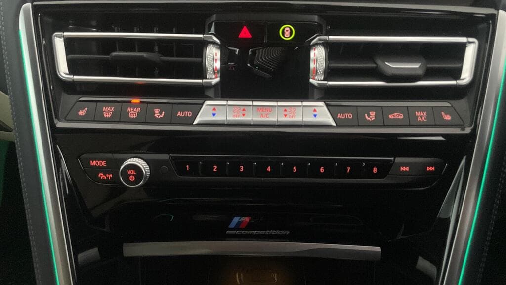 BMW M8 2022