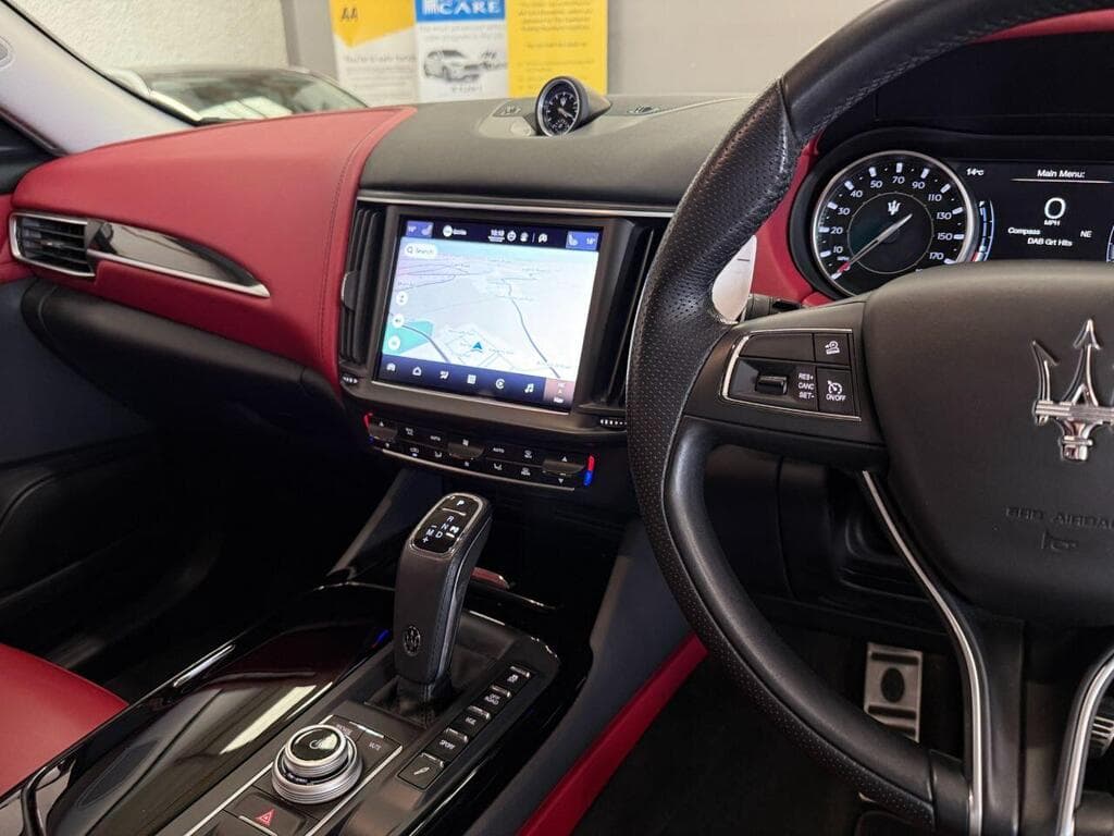 Maserati Levante 2022