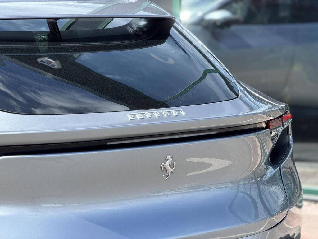 Ferrari Purosangue 2024