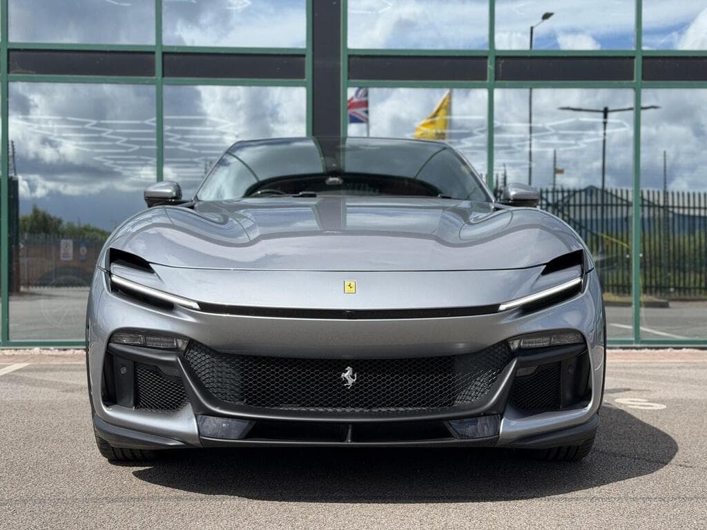 Ferrari Purosangue 2024