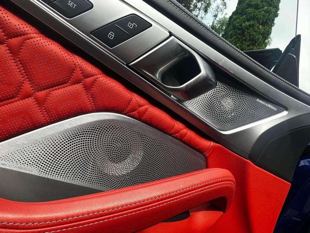 BMW M8 2022