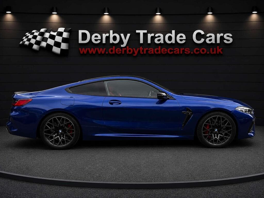 BMW M8 2022