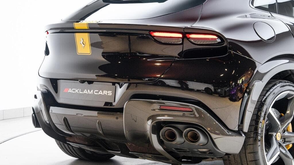 Ferrari Purosangue 2023