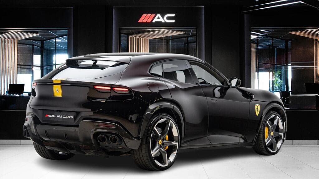 Ferrari Purosangue 2023