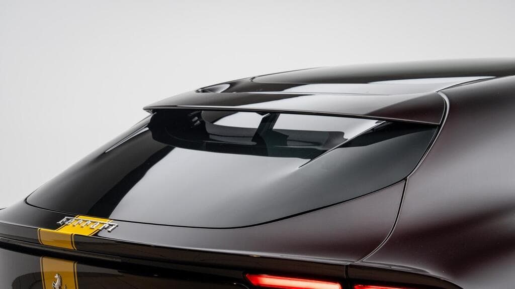 Ferrari Purosangue 2023