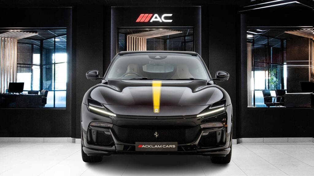 Ferrari Purosangue 2023