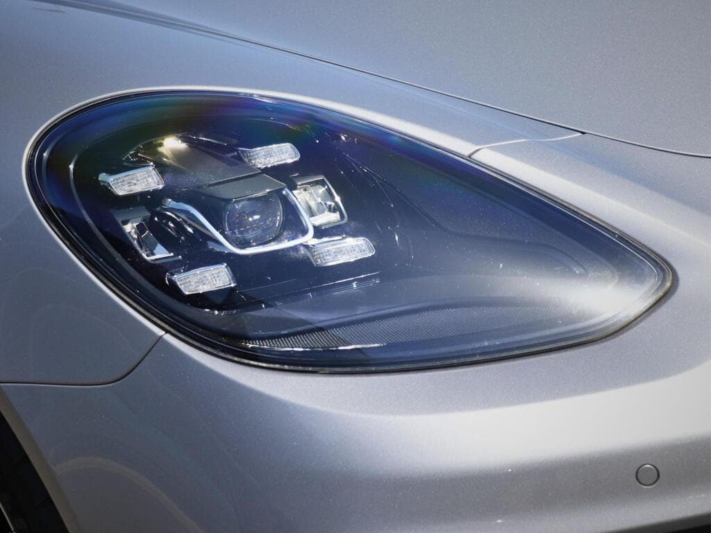 Porsche Panamera 2022