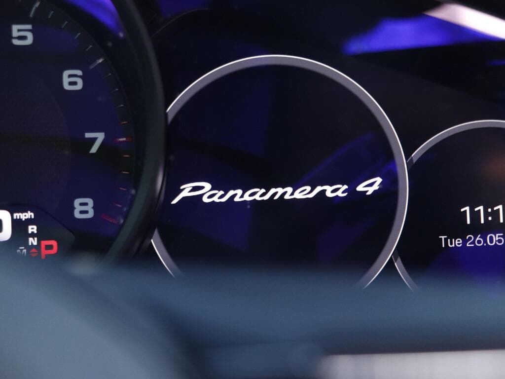 Porsche Panamera 2022