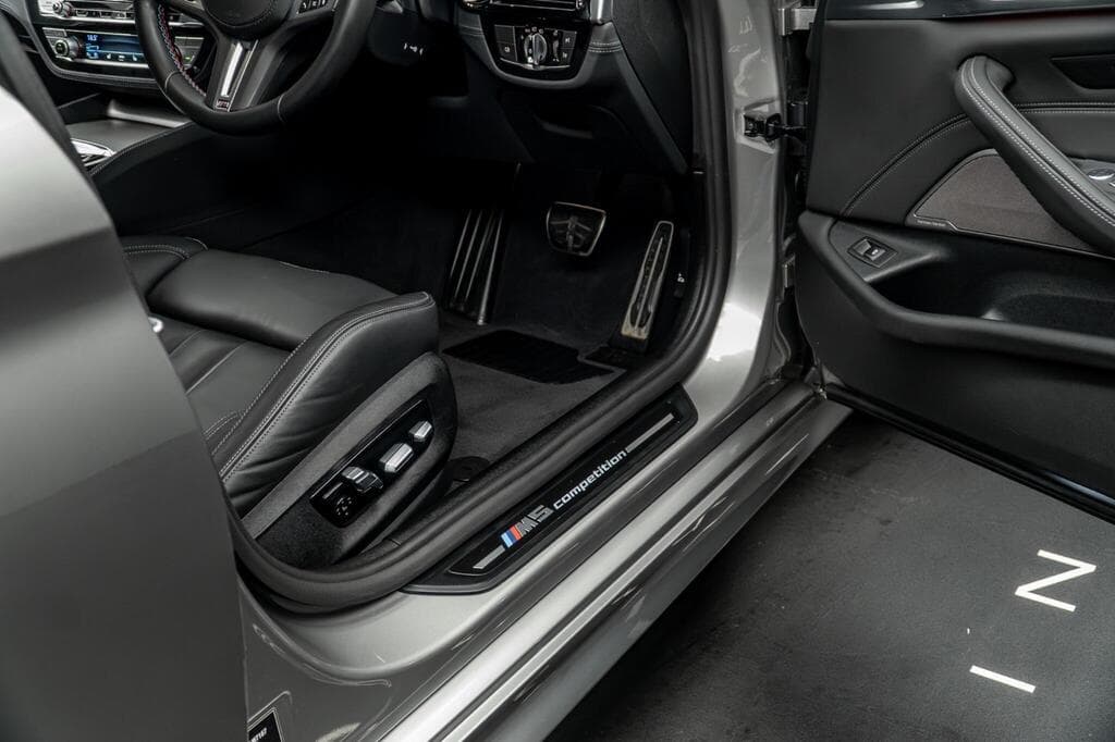 BMW M5 2022