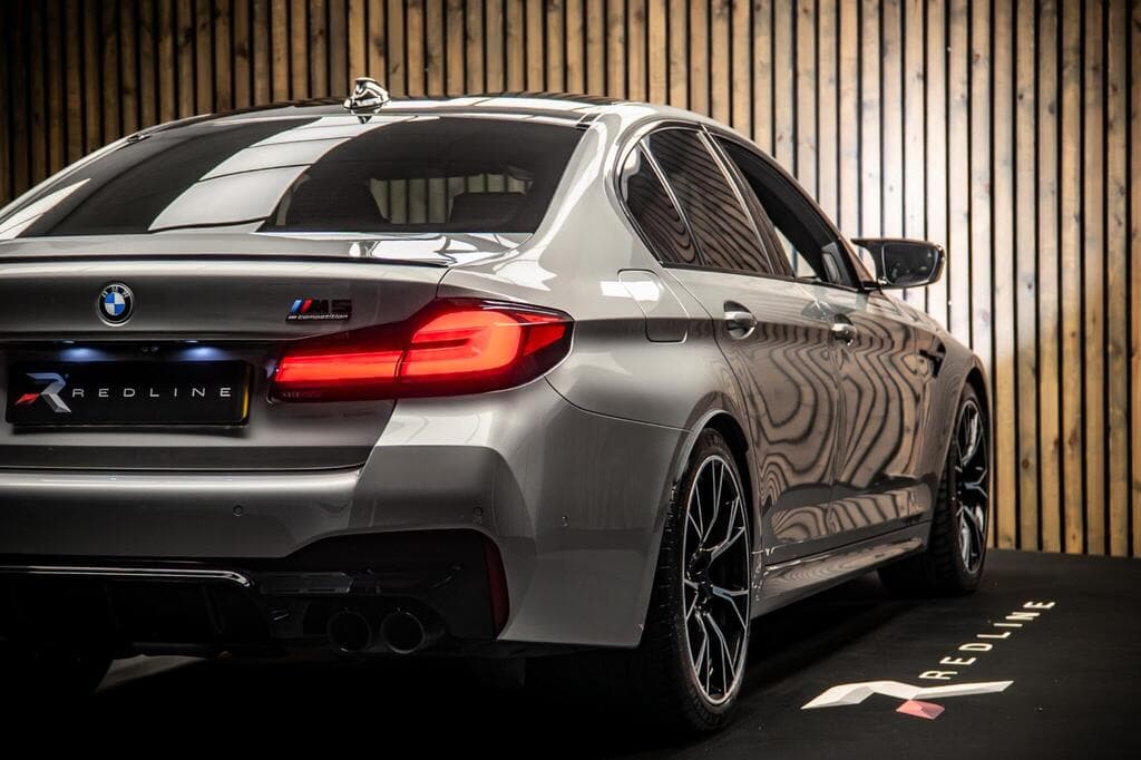 BMW M5 2022