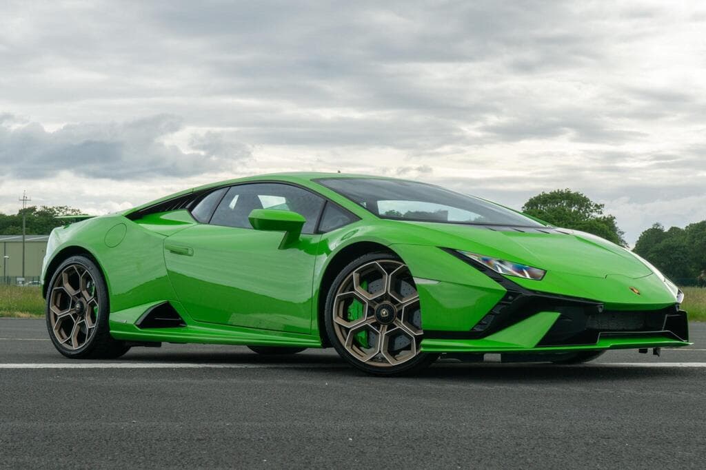 Lamborghini Huracan 2023